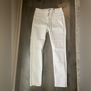 Lucky Brand White Stretch Jeans. Size 6/28